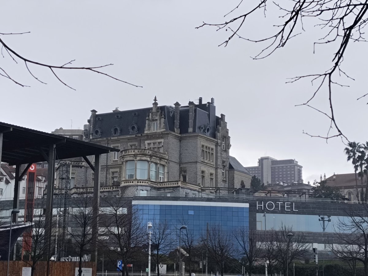 URH Palacio de Oriol