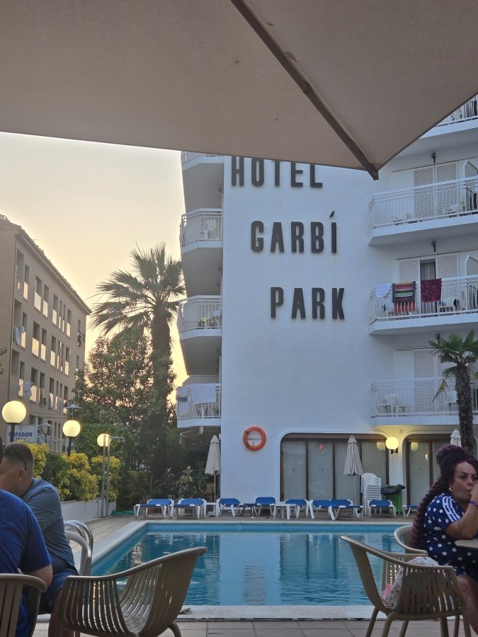 Hotel Garbí Park